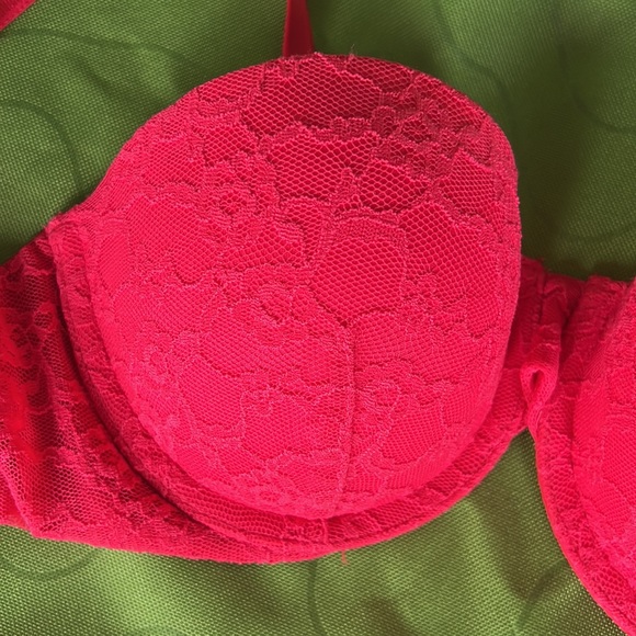 Multi-way VS bra brand new - Picture 2 of 3